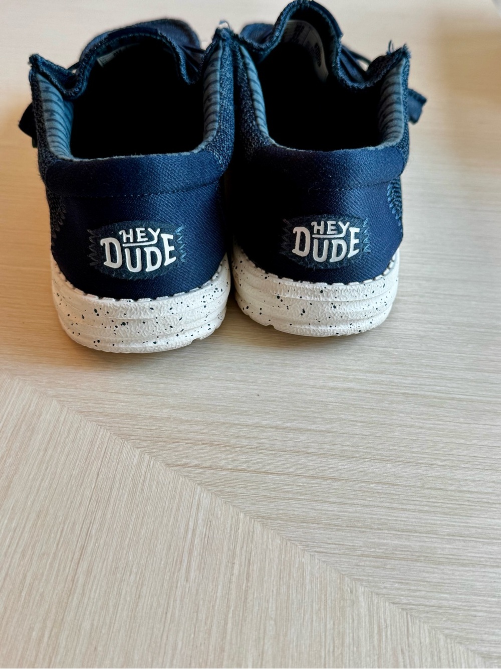 HEYDUDE Men’s Shoes Bundle – 2 Pairs Black & Navy Slip-Ons - Picture 8 of 11